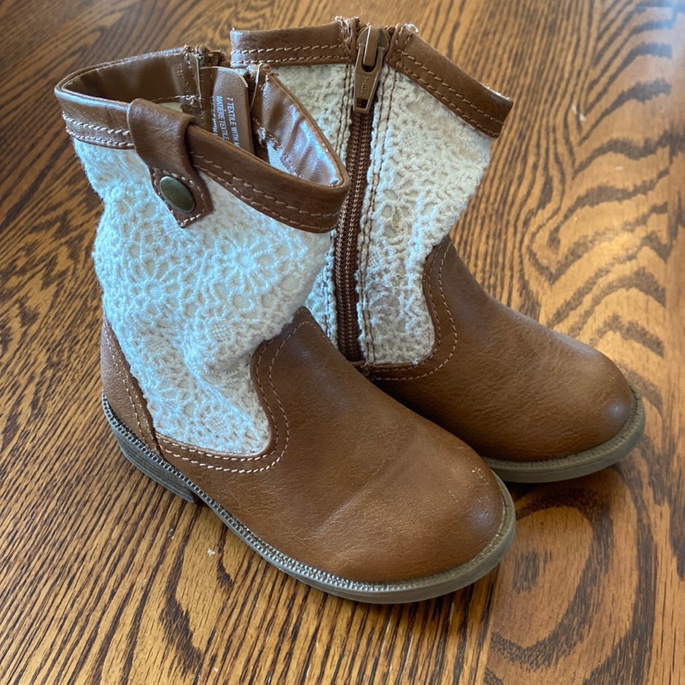 Little Girls Lace Boots